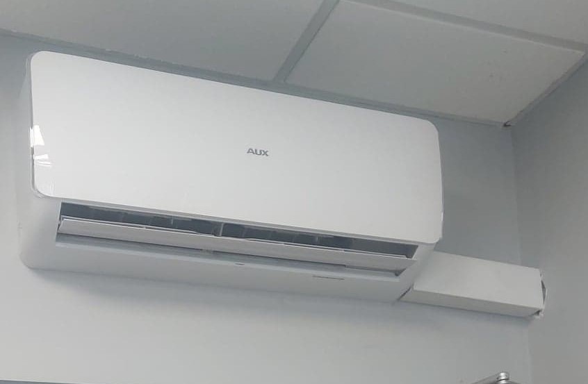 Urządzenia klimatyzacyjne AUX zapewniają szeroki wachlarz funkcji   w ekonomicznych cenach!